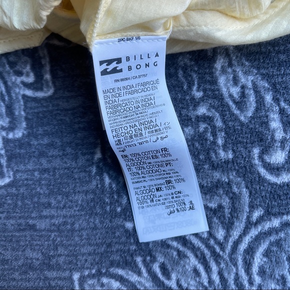 Billabong Sun Valley Romper Size Small - Picture 7 of 9